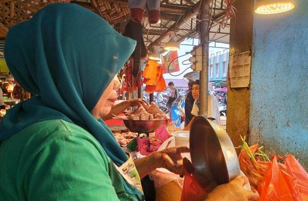 Jual beli ayam area tejakula