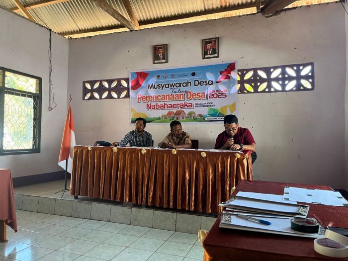 Daun penggemuk ayam di Atadei, Lembata