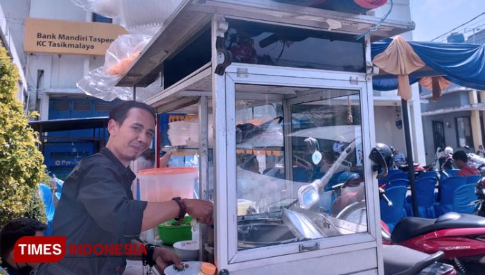 Ayam afkir di Bungursari, Kota Tasikmalaya