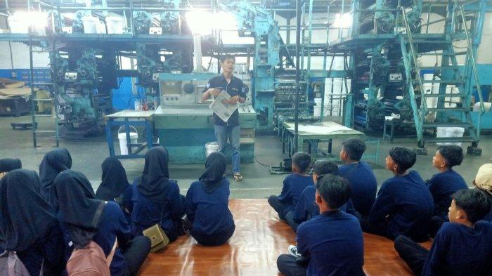 Ayam Ratu - Uniaga Aviary™ Ayam Ratu - Uniaga Aviary™