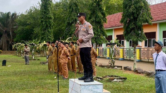 Dinkes Way Kanan bersama Pemerintah Kampung di Kecamatan Buay Bahuga ... Budidaya ayam di Buay Bahuga, Way Kanan
