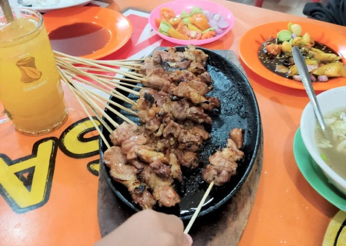 22 Macam Makanan Khas Tegal Terkenal yang Paling Enak Daging kambing di Tegal Selatan, Kota Tegal