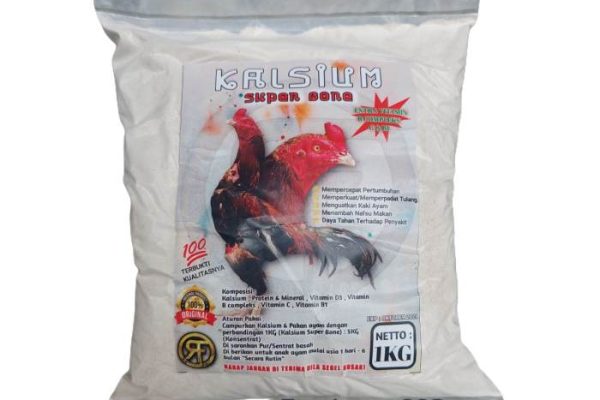 Daun penggemuk ayam di Kahu, Bone