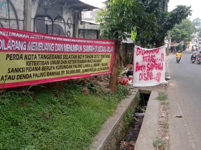Daun penggemuk ayam di Larangan, Kota Tangerang