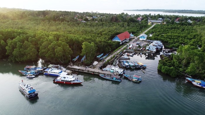 Pelabuhan TPI Tua Pejat, Pulau Sipora di Kabupaten Kepulauan Mentawai ... Pelabuhan TPI Tua Pejat, Pulau Sipora di Kabupaten Kepulauan Mentawai ...