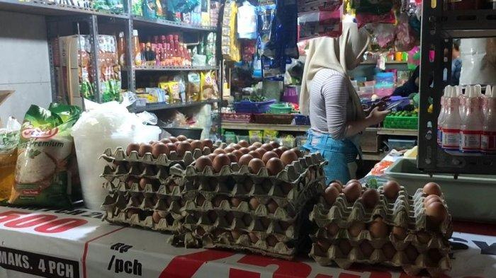 Hampir Sepekan, Harga Telur Ayam di Pasar Tradisional Kota Cirebon ...