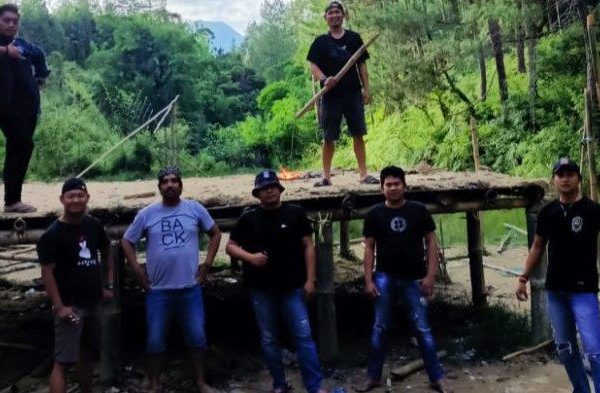 Daun penggemuk ayam di Tawalian, Mamasa