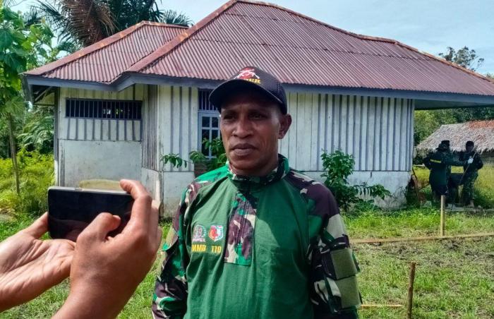 Daun penggemuk ayam di Kawagit, Kab. Boven Digoel