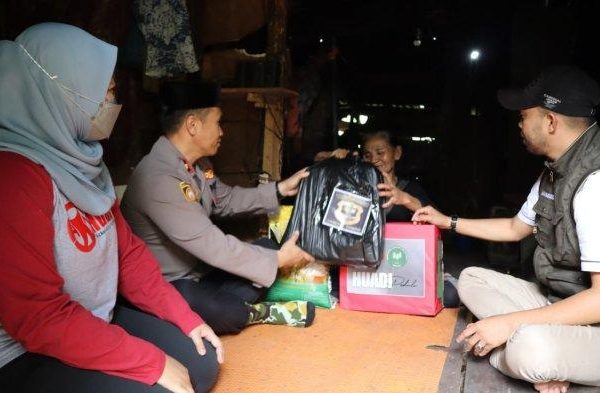 Daun penggemuk ayam di Uluere, Bantaeng