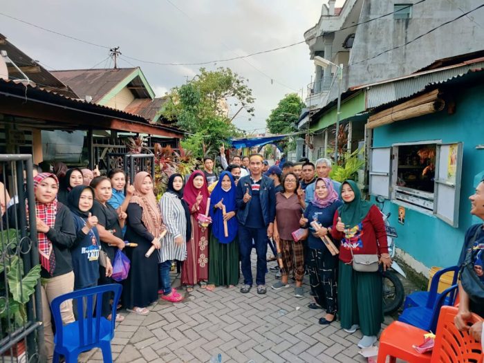 Daun penggemuk ayam di Mariso, Kota Makassar