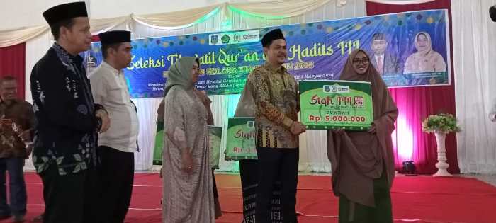 Daun penggemuk ayam di Lambandia, Kolaka Timur