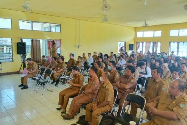 Daun penggemuk ayam di Patangkep Tutui, Barito Timur