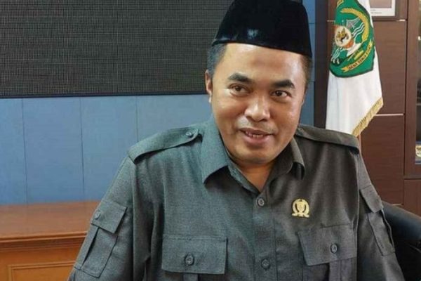 Daun penggemuk ayam di Loa Janan, Kutai Kartanegara