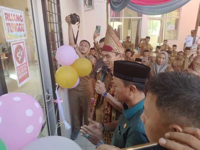 Ancam Keselamatan, PLN Perbaiki Kabel Jalur Kubulangka - Banjar Negeri ... Ancam Keselamatan, PLN Perbaiki Kabel Jalur Kubulangka - Banjar Negeri ...