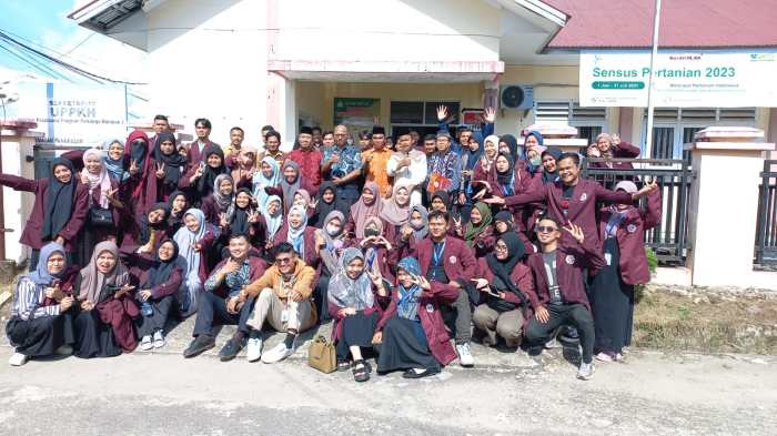 Ayam ternak di Pangkalan Koto Baru, Kabupaten Lima Puluh Kota