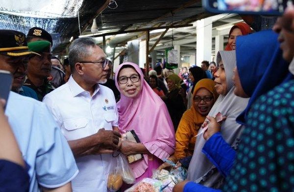 Daun penggemuk ayam di Sumbawa, Kabupaten Sumbawa