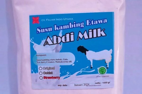 Susu kambing di Nawangan, Pacitan