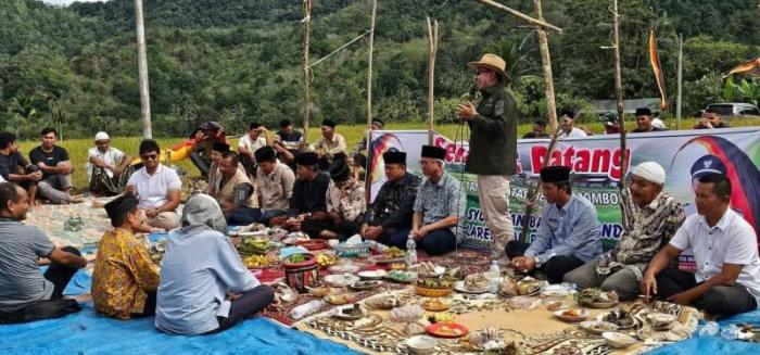 Daftar Kegiatan Galopuang Ayam petelur jantan di Lintau Buo, Kabupaten Tanah Datar