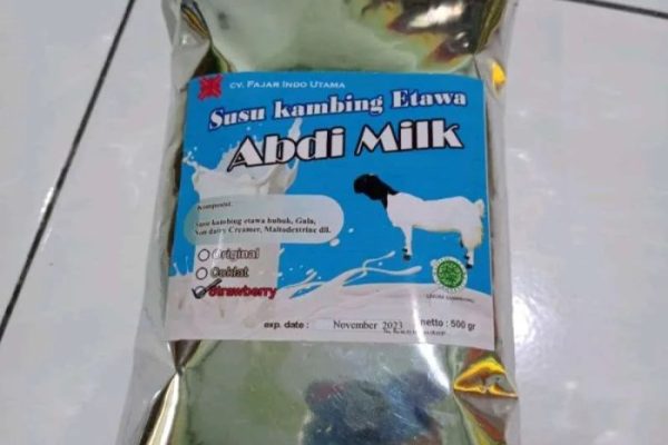 Susu kambing di Kebon Sari, Madiun