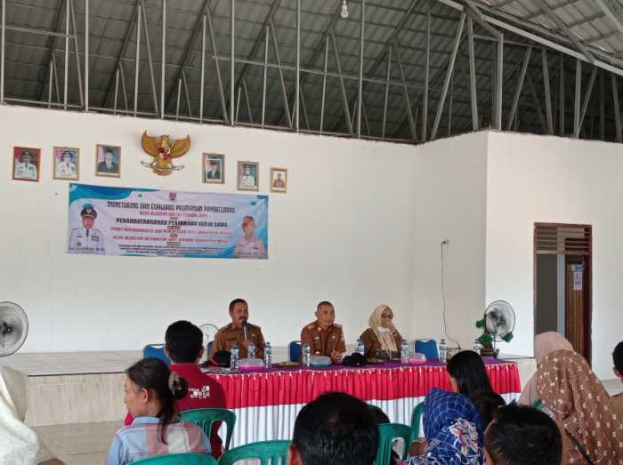 Tugu Petani di Mesuji Lampung jadi Tempat Peristirahatan Pengendara ... Budidaya ayam di Mesuji, Kab. Mesuji