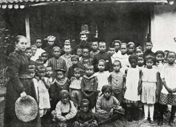 Anak kelinci di Ngluwar, Magelang