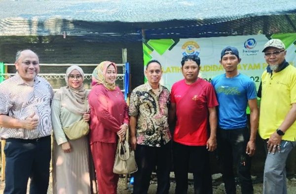 Budidaya ayam di Pesisir Tengah, Pesisir Barat