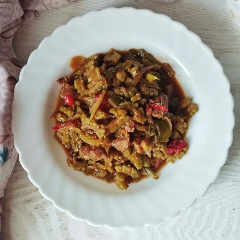 Resep Tumis Pare Daging Kambing Sederhana Rumahan di Yummy App Daging kambing di Pare, Kediri