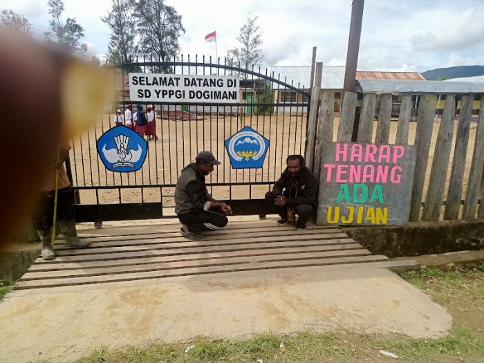 Manuju Jadi Kecamatan Pengembangan Ternak Ayam Petelur dan Boiler ... Ternak ayam petelur di Dogiyai, Kab. Dogiyai