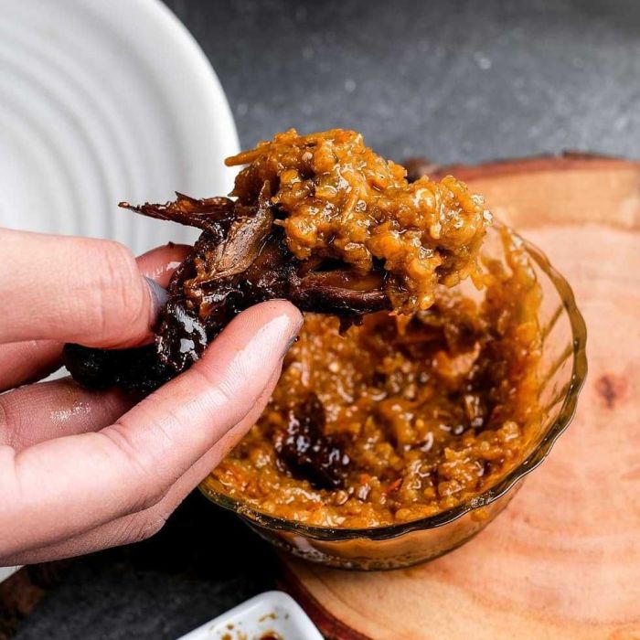 Restaurante Ayam bakar khas bandung, Setu Sari Ayam afkir di Kertasari, Bandung