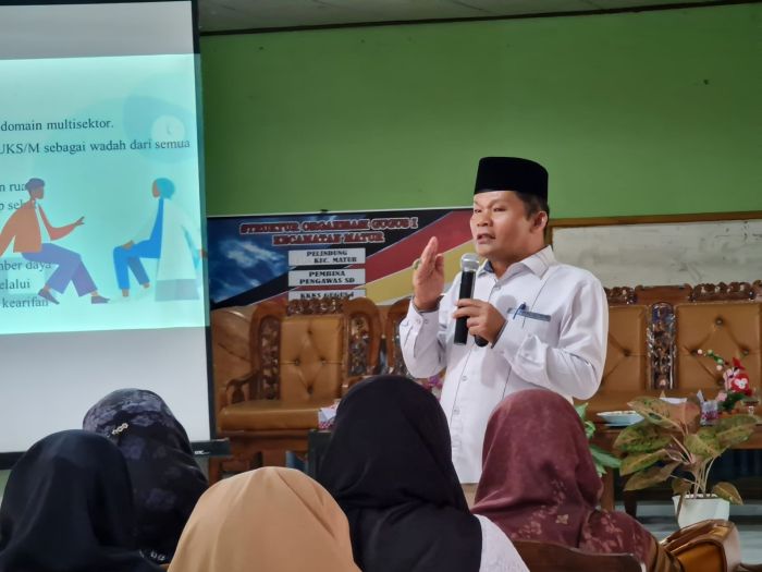 Harga ayam broiler di Agam naik dampak persediaan berkurang - ANTARA Sumbar Budidaya ayam di Matur, Kabupaten Agam