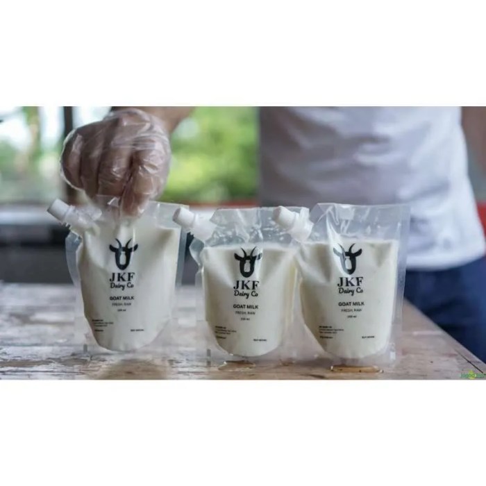 Jual Susu Kambing Segar di Seller JKF Dairy Co - Bendungan Hilir, Kota ... Susu kambing di Padangan, Bojonegoro