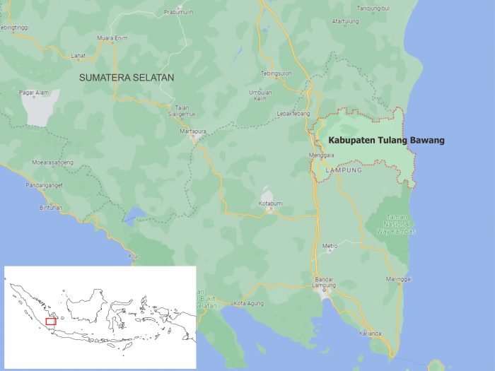 Bupati Tulang Bawang Salurkan Bantuan Motor-Laptop di Rawajitu Selatan Bupati Tulang Bawang Salurkan Bantuan Motor-Laptop di Rawajitu Selatan