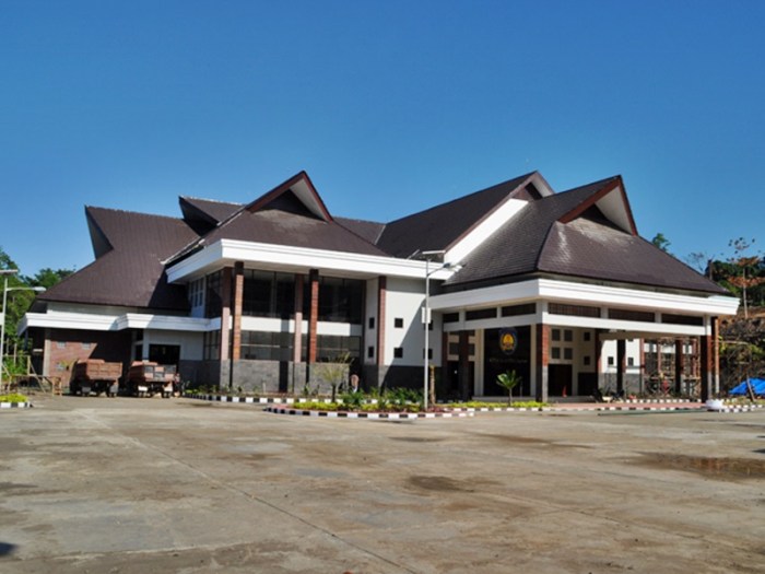 Daun penggemuk ayam di Babo, Kab. Teluk Bintuni