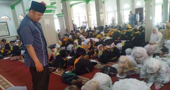 Budidaya ayam di Enam Lingkung, Kabupaten Padang Pariaman