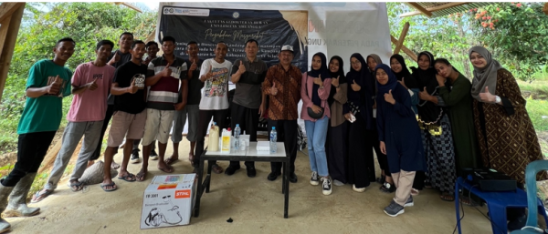 Daun penggemuk ayam di Laonti, Konawe Selatan