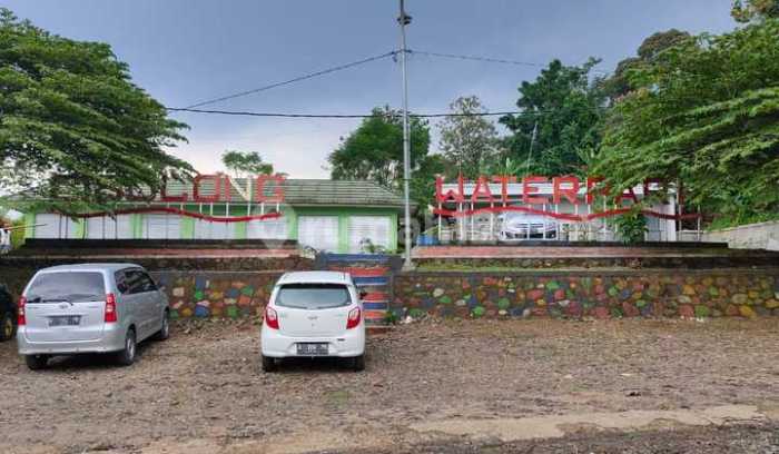 Wisata Ke Pandeglang ? Makanan Khas Ini Bikin Ketagihan! | Pariwisata ... Daun penggemuk ayam di Kaduhejo, Kab. Pandeglang