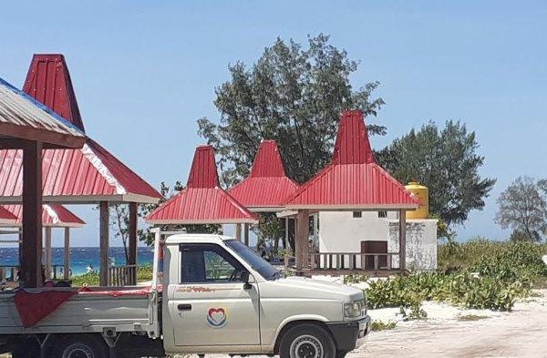 Camat Loura Sumba Barat Daya Dukung Pelaku Usaha Kelolah Wisata Pantai ...