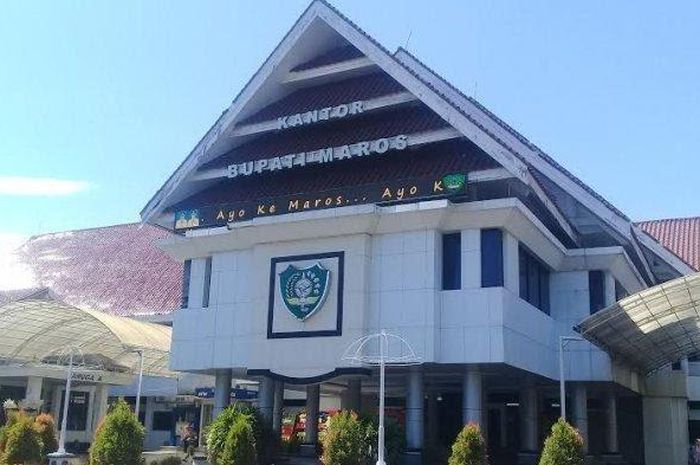 Daun penggemuk ayam di Marusu, Maros