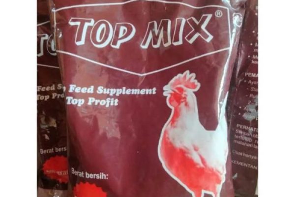 Daun penggemuk ayam di Poso Kota, Poso