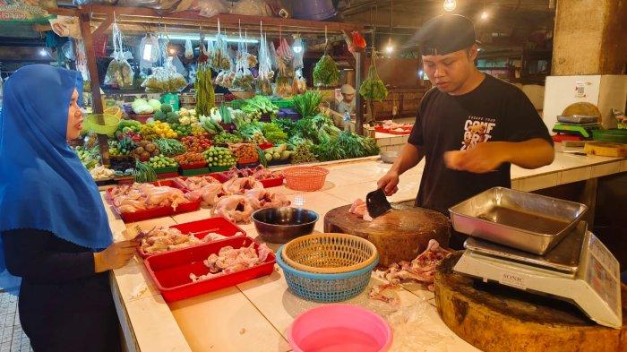 Harga Ayam Potong di Pasar Borobudur Tangerang Melonjak Jelang Bulan ... Harga Ayam Potong di Pasar Borobudur Tangerang Melonjak Jelang Bulan ...