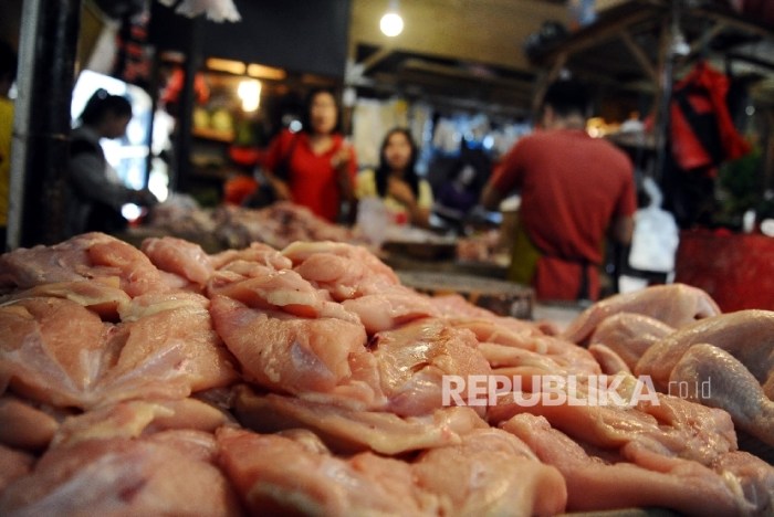 Harga ayam kampung potong di Widasari, Indramayu