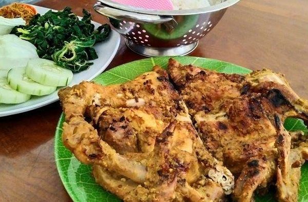 Peternakan ayam kampung di Jatipuro, Karanganyar