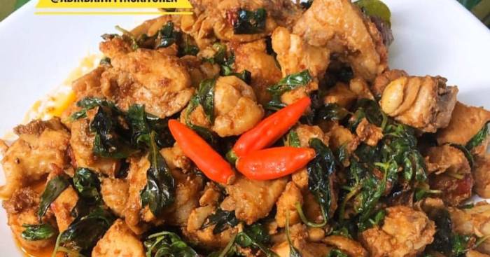 Daun penggemuk ayam di Tempe, Wajo