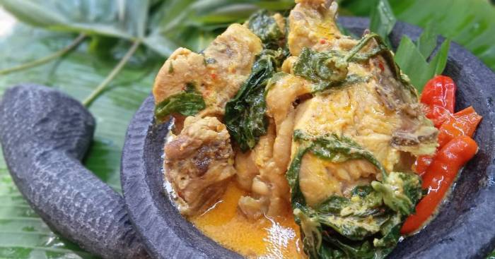 Daun penggemuk ayam di Sigi Kota, Sigi