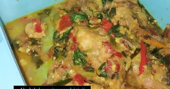 Daun penggemuk ayam di Abuki, Konawe