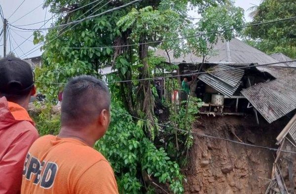 Budidaya ayam di Lubuk Kilangan, Kota Padang