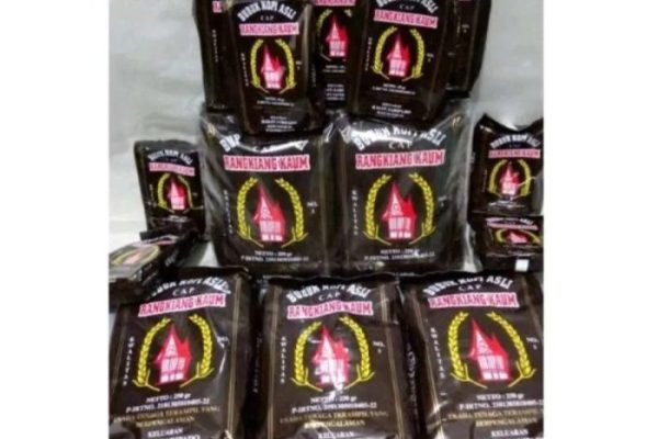 Ayam ternak di Salimpaung, Kabupaten Tanah Datar