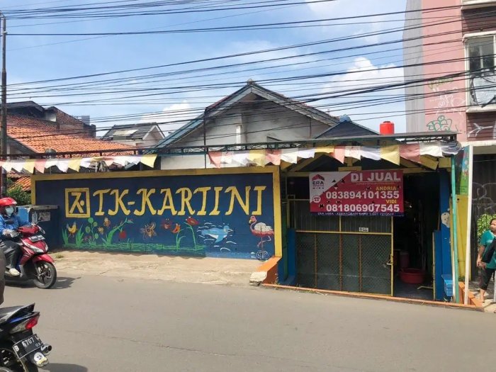 Daun penggemuk ayam di Pondok Aren, Tangerang Selatan