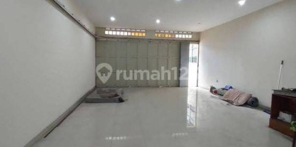 Daun penggemuk ayam di Labobo, Banggai Laut