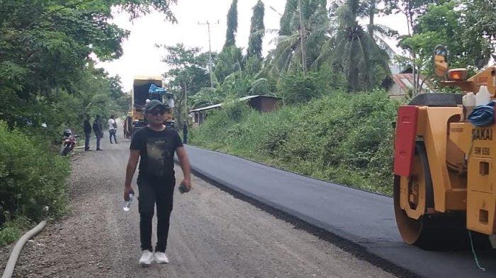 Daun penggemuk ayam di Ile Ape, Lembata